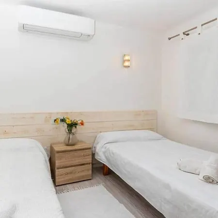 Francisca פוינסה